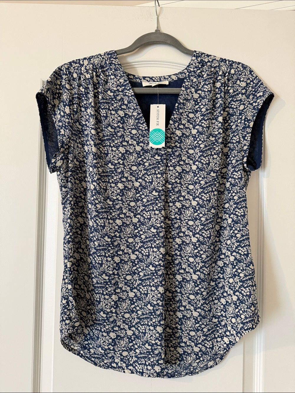 Women's Navy Floral V-Neck Cap-Sleeve Blouse